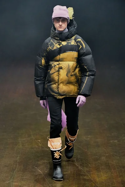 Look 26